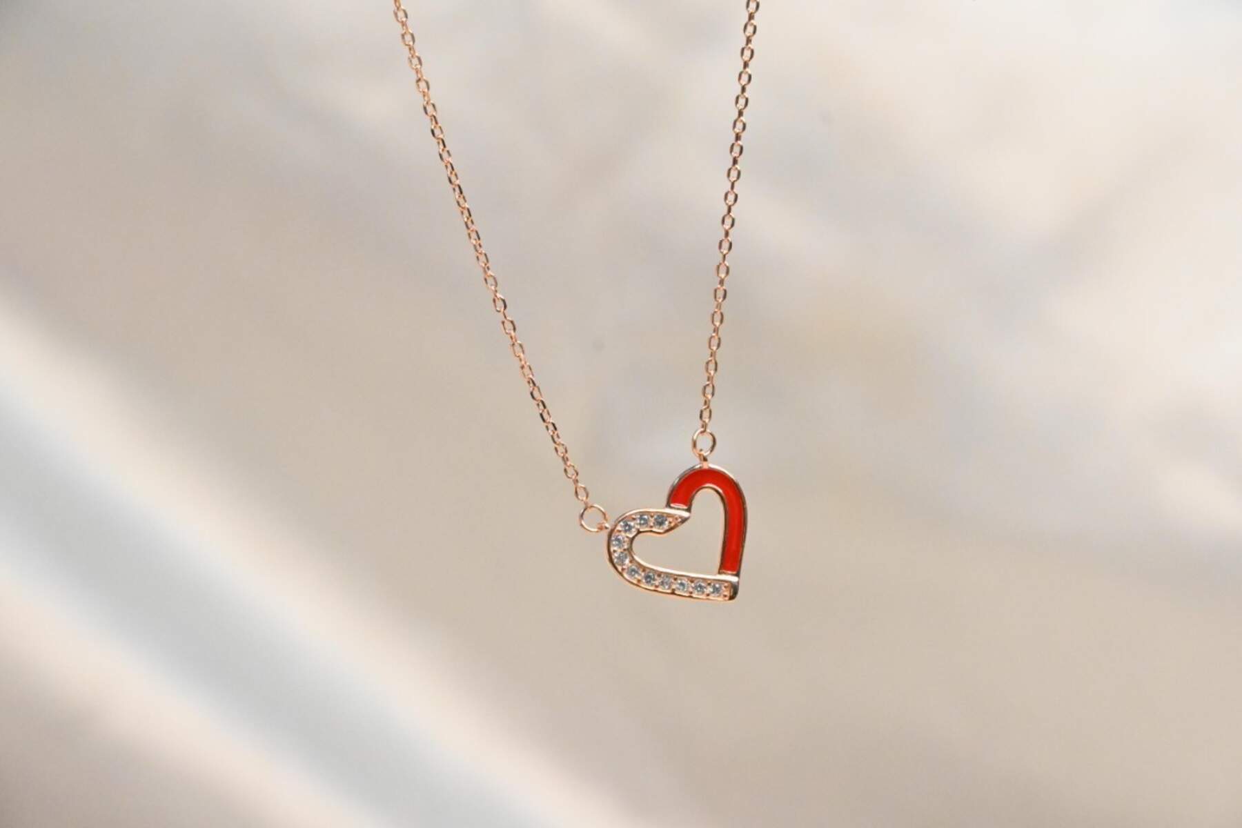 Classy Red Heart Chain