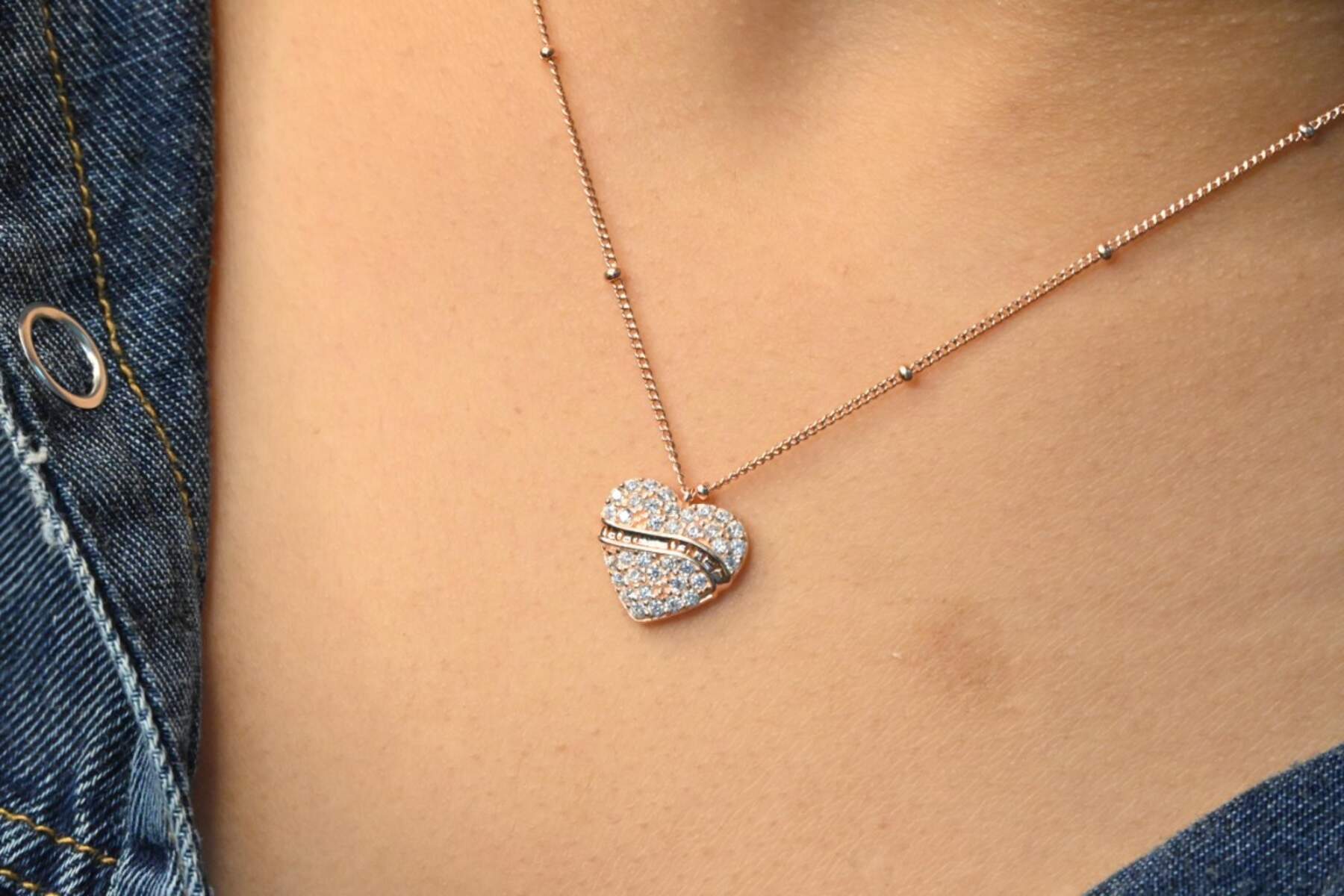 Rose Gold Heart Pendant Chain