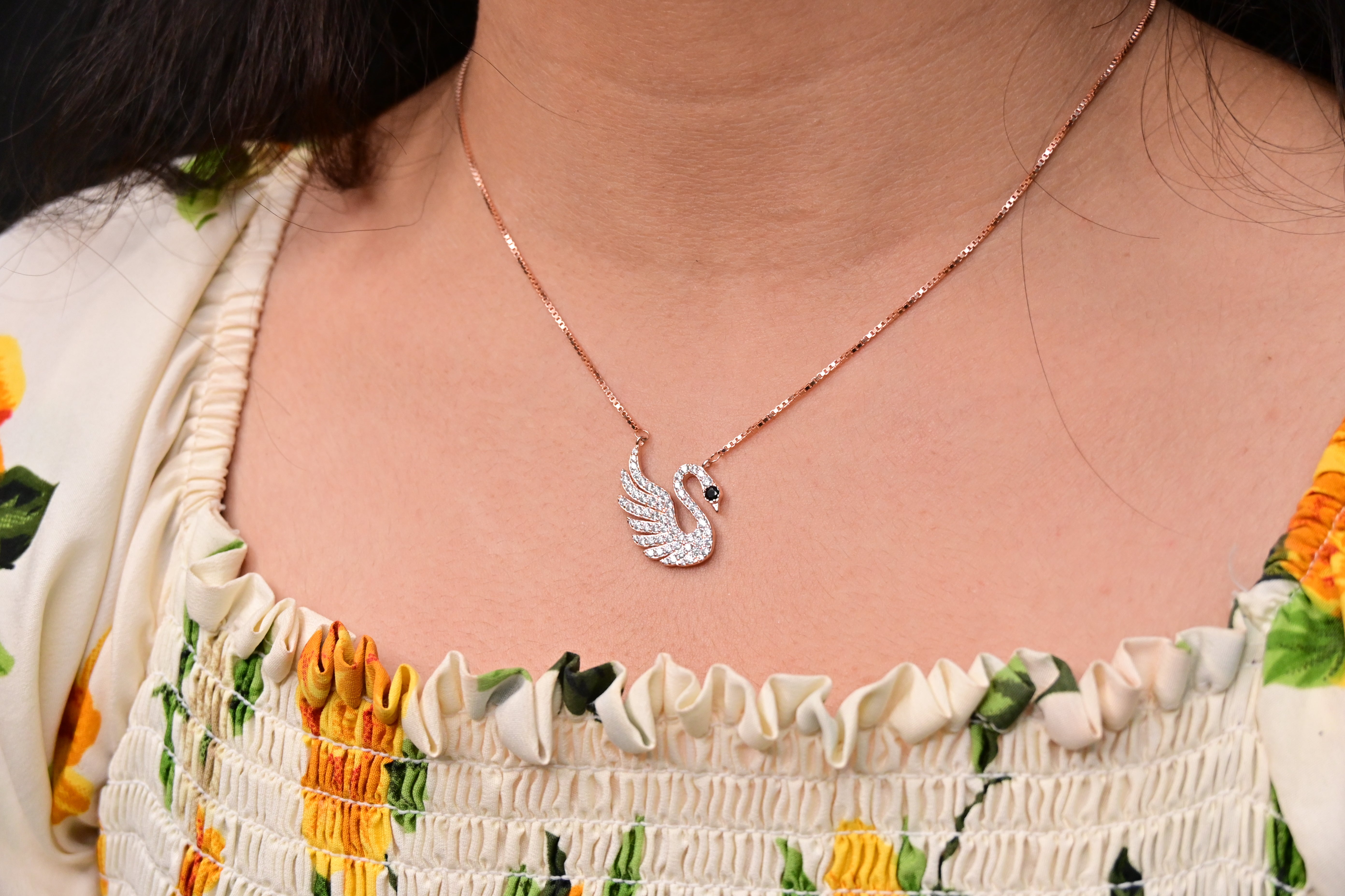 Swan Chain Pendent