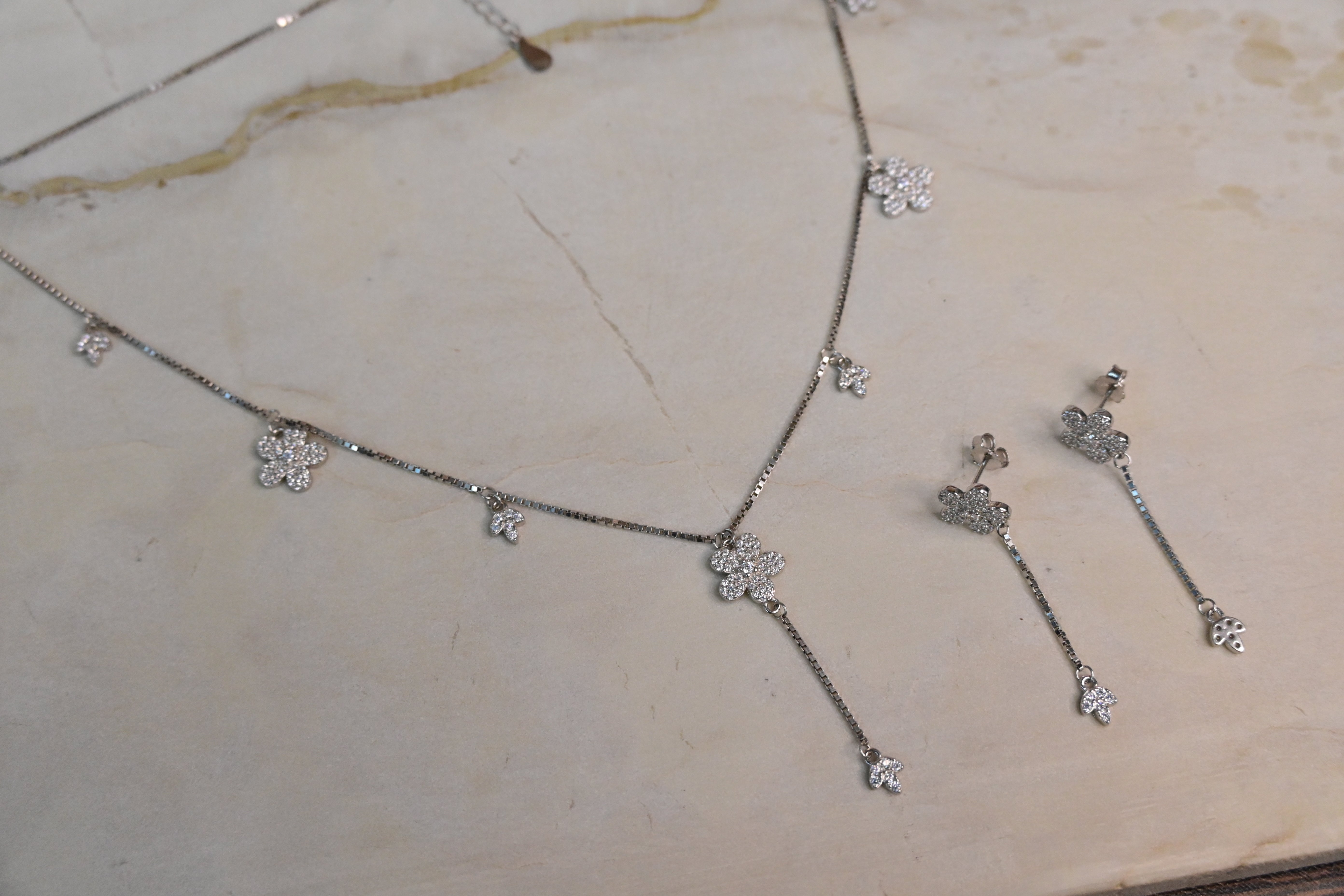 Floral Charm Silver Necklace Set