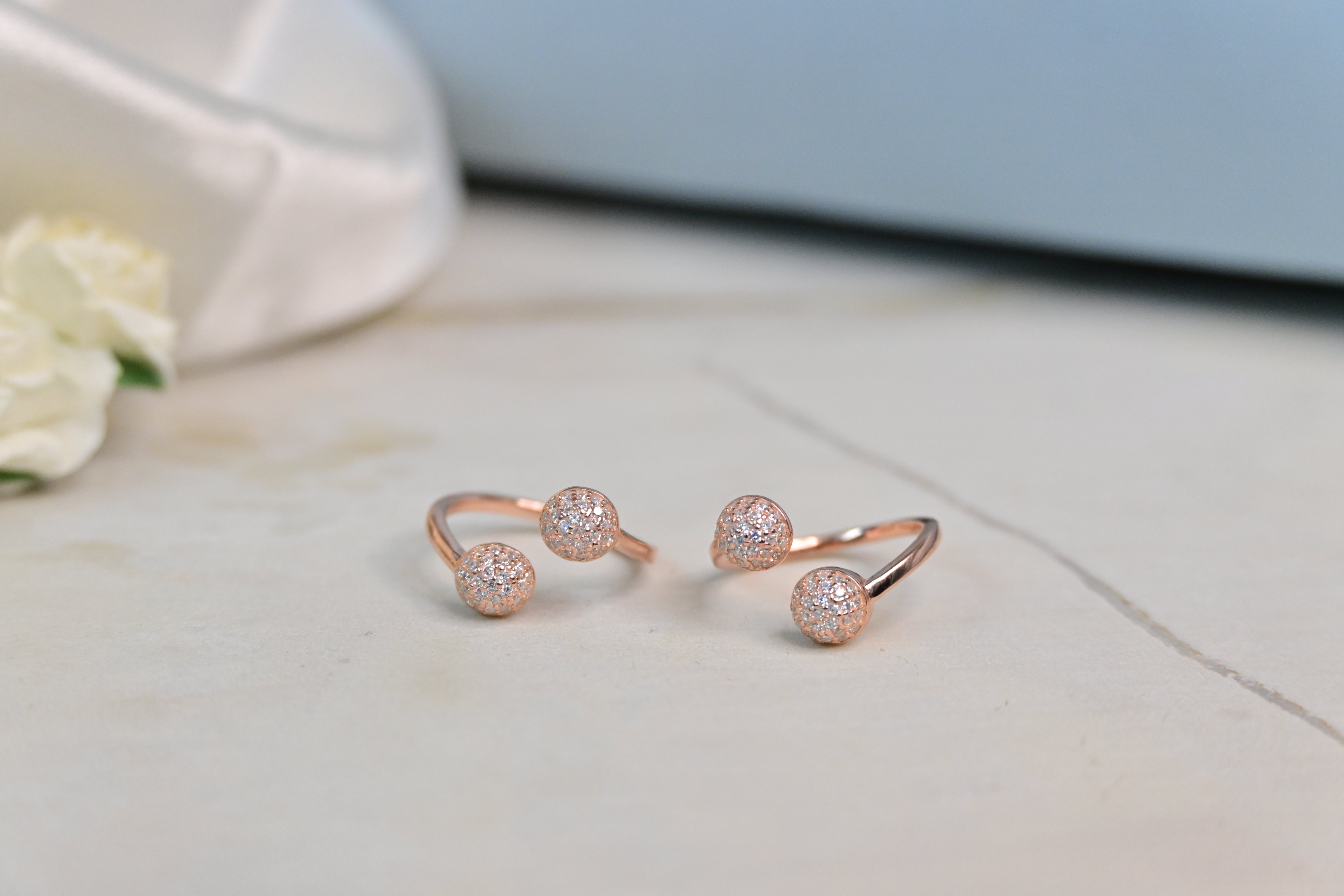 Round CZ Rose Gold Toe Rings