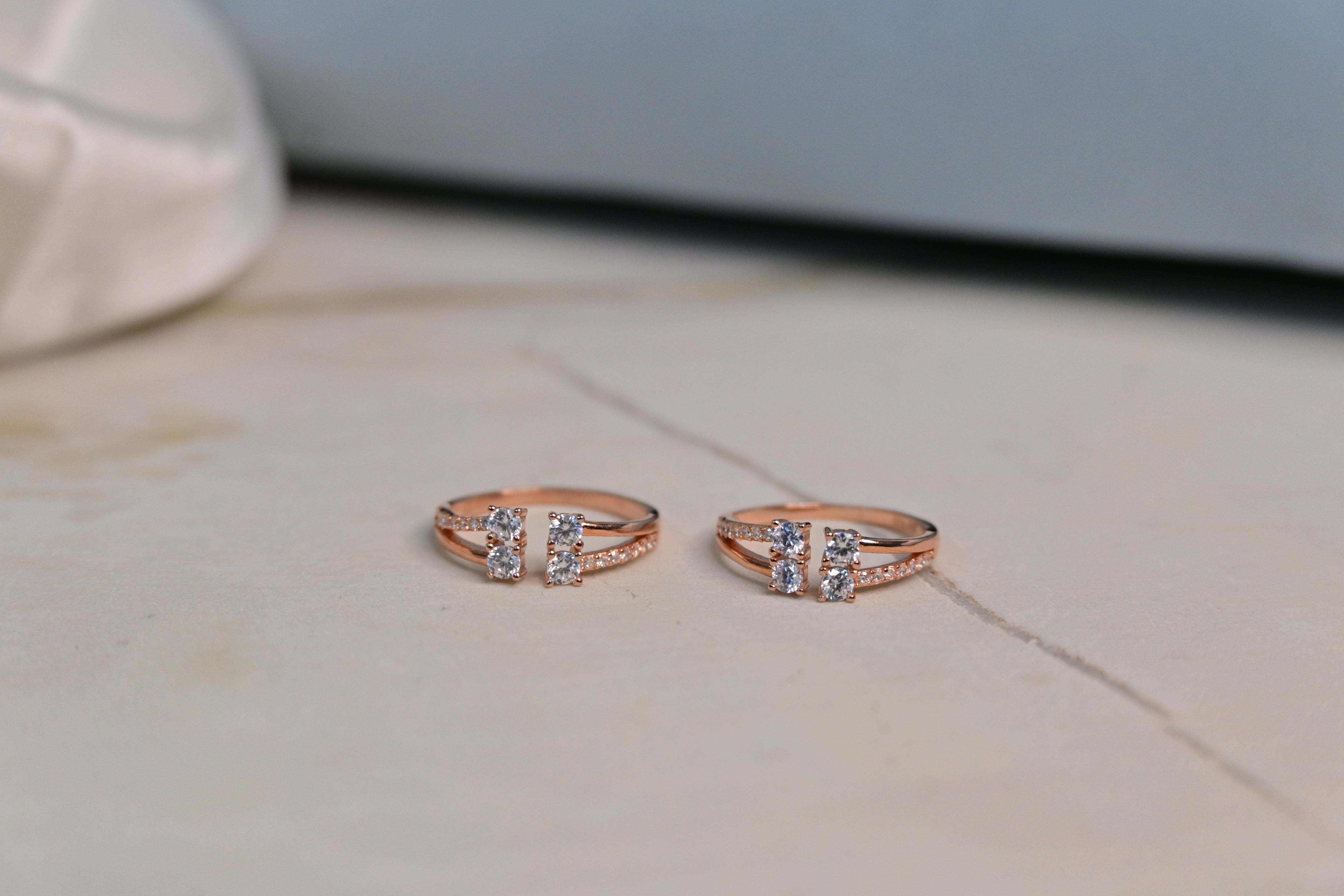 Rose Gold Designer Toe Rings