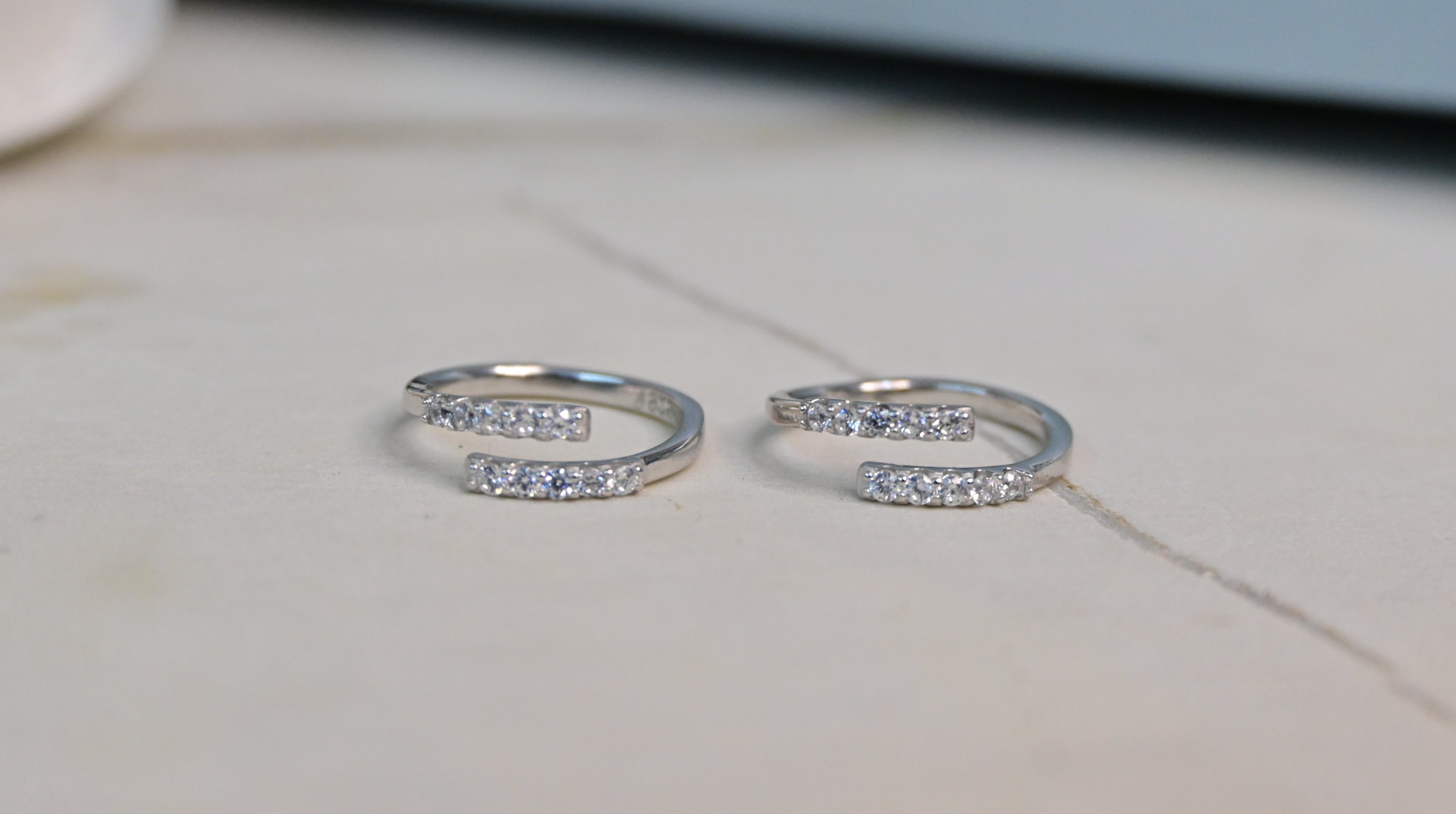 Silver Lining Toe Rings