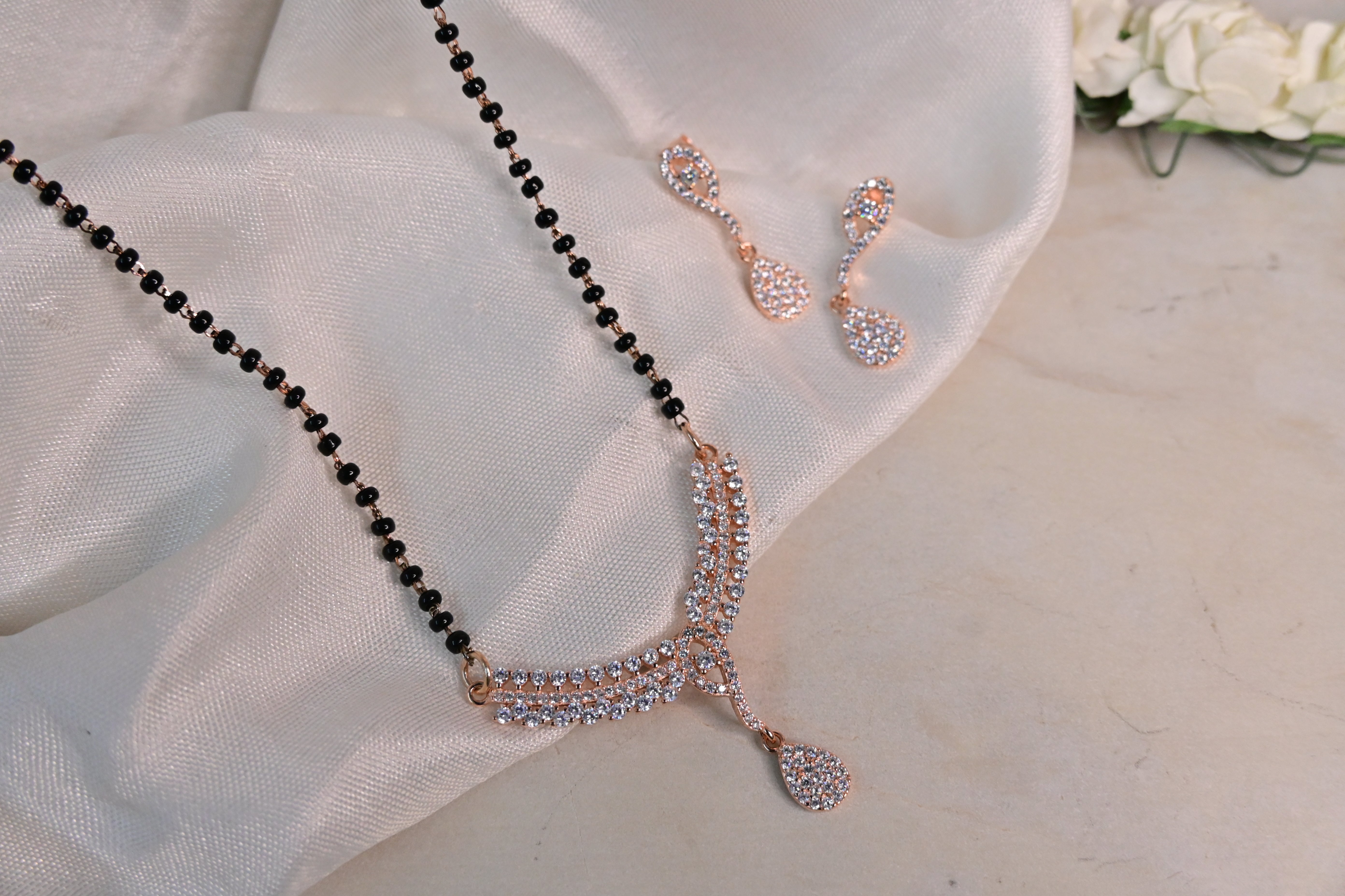 Shinning Rose Gold Mangalsutra